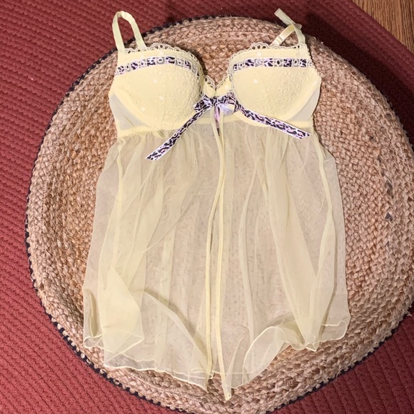 ❤️ Victoria’s Secret baby doll outfit - Picture 6 of 8